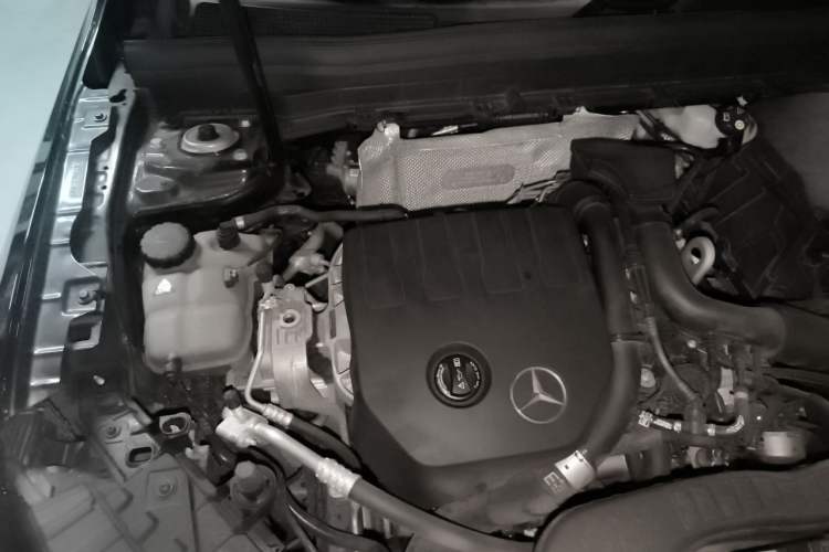 Used Mercedes-Benz GLB 2021 GLB 200 Fashion Model Engine Bay Right