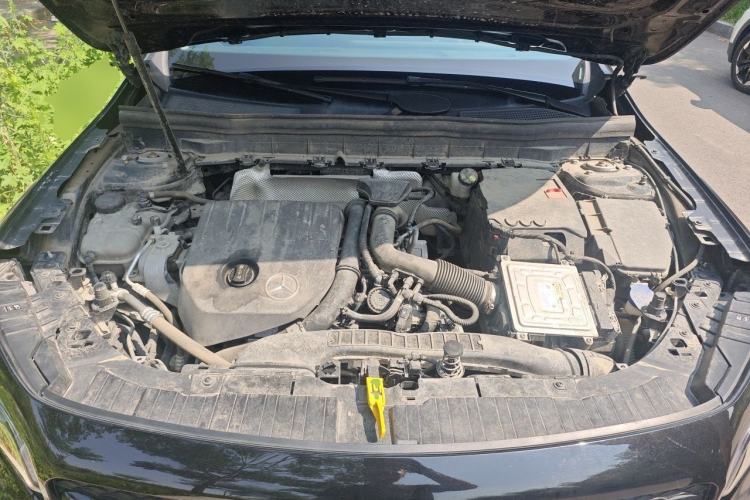 Used Mercedes-Benz GLB 2021 GLB 200 4MATIC Engine Bay