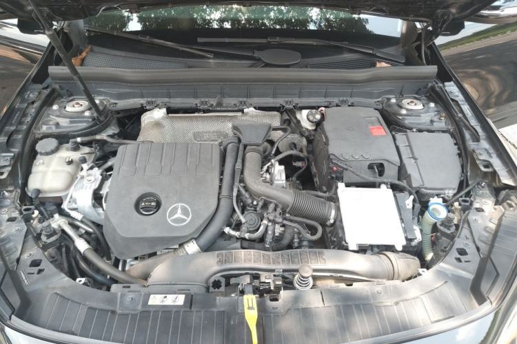Used Mercedes-Benz GLB 2021 GLB 200 4MATIC Engine Bay