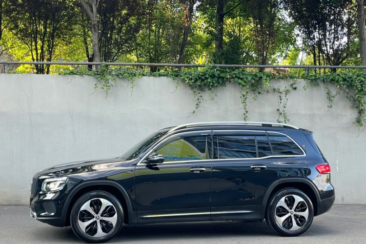 Used Mercedes-Benz GLB 2021 GLB 200 Fashion Model Exterior 2