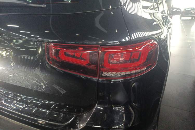 Used Mercedes-Benz GLB 2021 GLB 200 Fashion Model Exterior 3