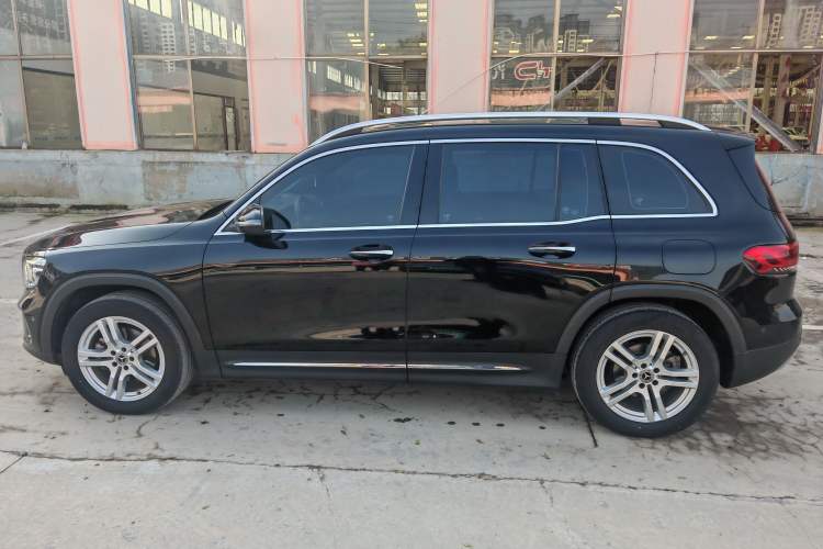 Used Mercedes-Benz GLB 2021 GLB 200 Dynamic Edition Exterior 8