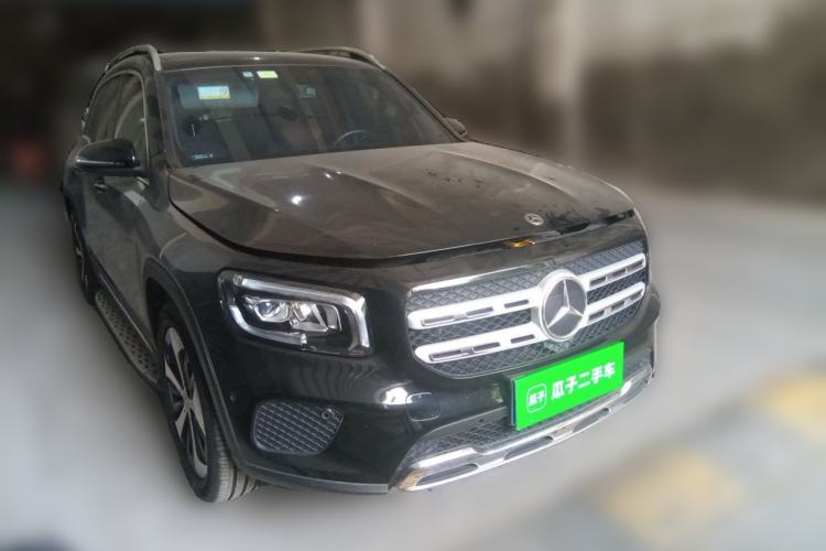 Used Mercedes-Benz GLB 2021 GLB 200 Fashion Model Front Right 45 Deg