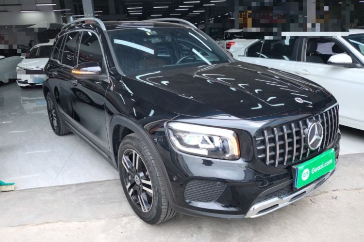 Used Mercedes-Benz GLB 2021 GLB 200 Dynamic Edition Front Right 45 Deg