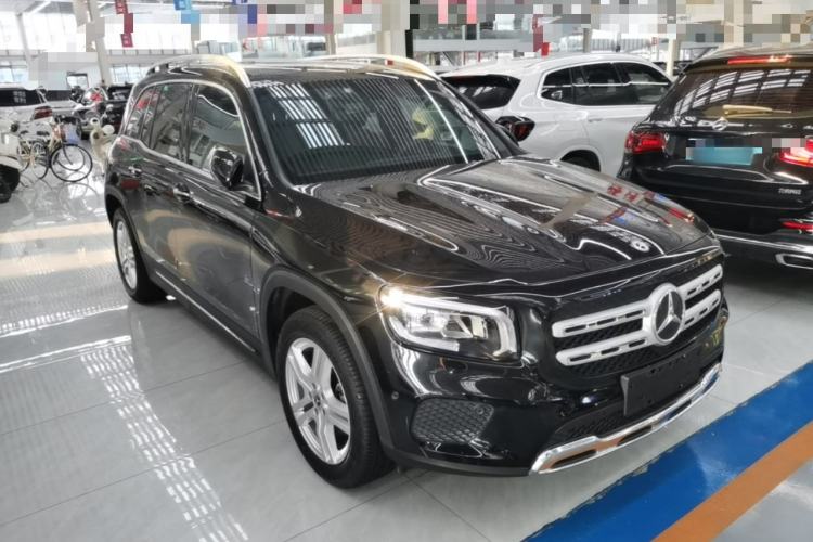 Used Mercedes-Benz GLB 2021 GLB 200 Dynamic Edition Front Right 45 Deg