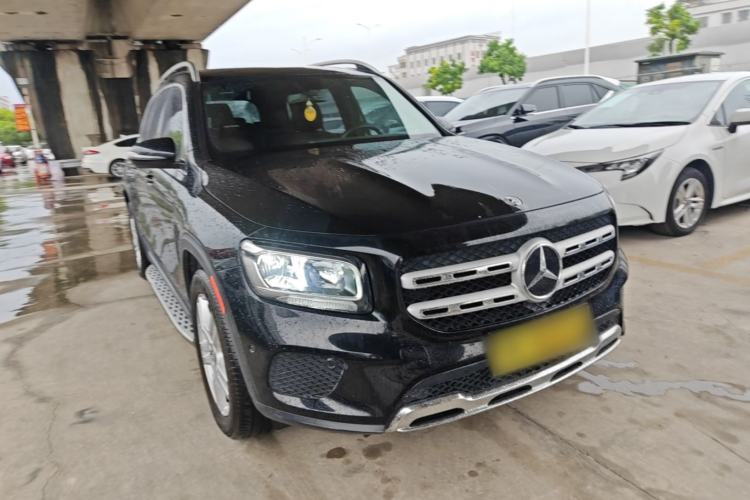 Used Mercedes-Benz GLB 2021 GLB 180 Dynamic Edition Front Right 45 Deg
