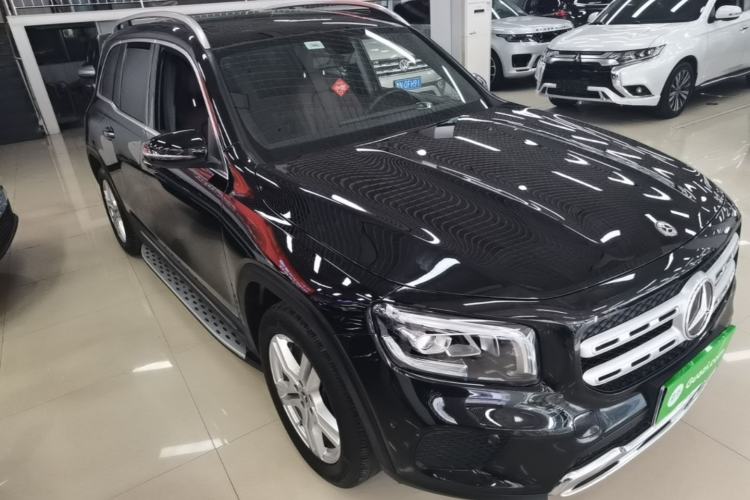Used Mercedes-Benz GLB 2021 GLB 200 Dynamic Edition Front Right 45 Deg