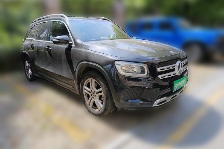 Used Mercedes-Benz GLB 2021 GLB 180 Dynamic Edition Front Right 45 Deg