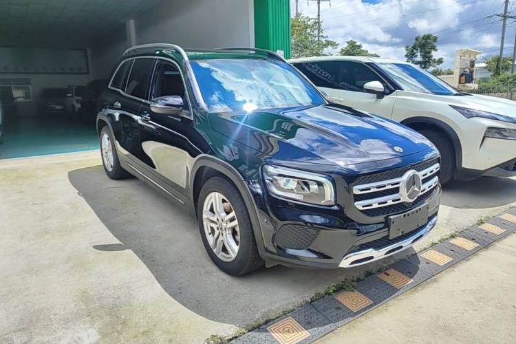Used Mercedes-Benz GLB 2021 GLB 200 Dynamic Edition Front Right 45 Deg