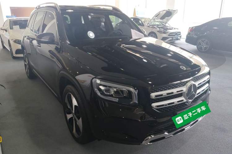 Used Mercedes-Benz GLB 2021 GLB 200 Fashion Model Front Right 45 Deg