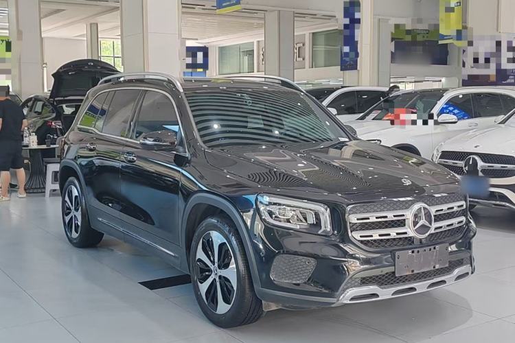 Used Mercedes-Benz GLB 2021 GLB 200 Fashion Model Front Right 45 Deg