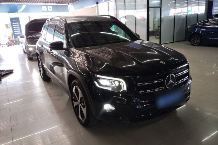 Used Mercedes-Benz GLB 2021 GLB 200 4MATIC Front Right 45 Deg