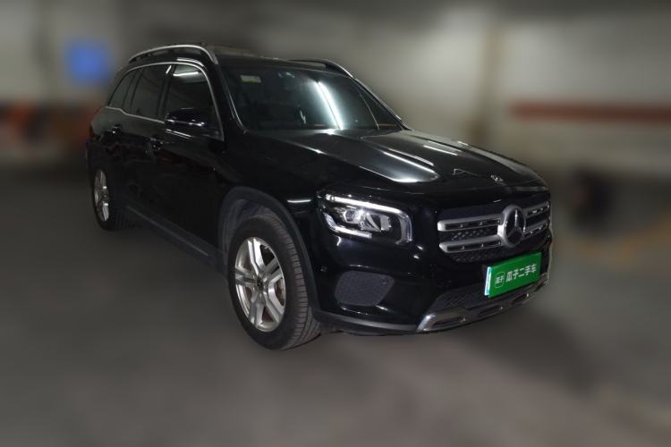 Used Mercedes-Benz GLB 2021 GLB 200 Dynamic Edition Front Right 45 Deg