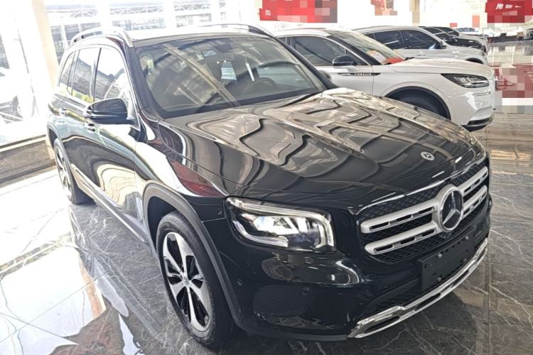 Used Mercedes-Benz GLB 2021 GLB 200 Fashion Model Front Right 45 Deg