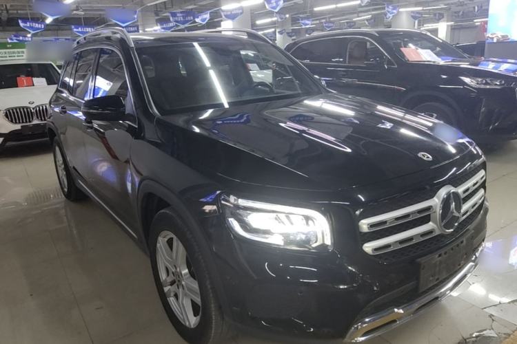 Used Mercedes-Benz GLB 2021 GLB 200 Dynamic Edition Front Right 45 Deg
