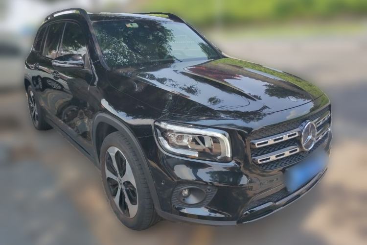 Used Mercedes-Benz GLB 2021 GLB 200 4MATIC Front Right 45 Deg