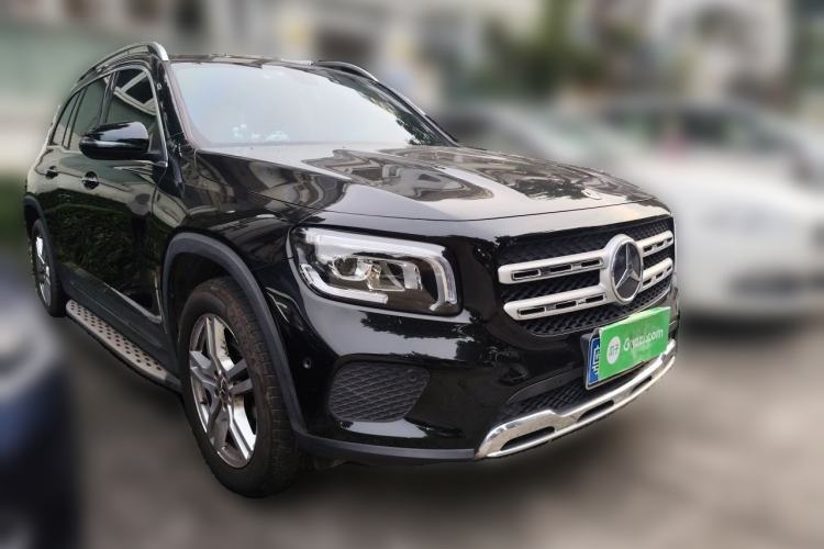 Used Mercedes-Benz GLB 2021 GLB 200 Dynamic Edition Front Right 45 Deg
