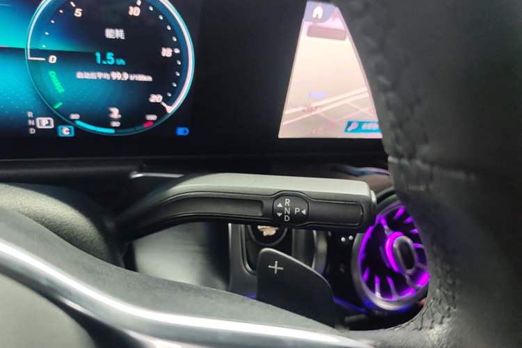 Used Mercedes-Benz GLB 2021 GLB 200 Dynamic Edition Gear Lever