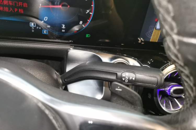 Used Mercedes-Benz GLB 2021 GLB 200 Dynamic Edition Gear Lever