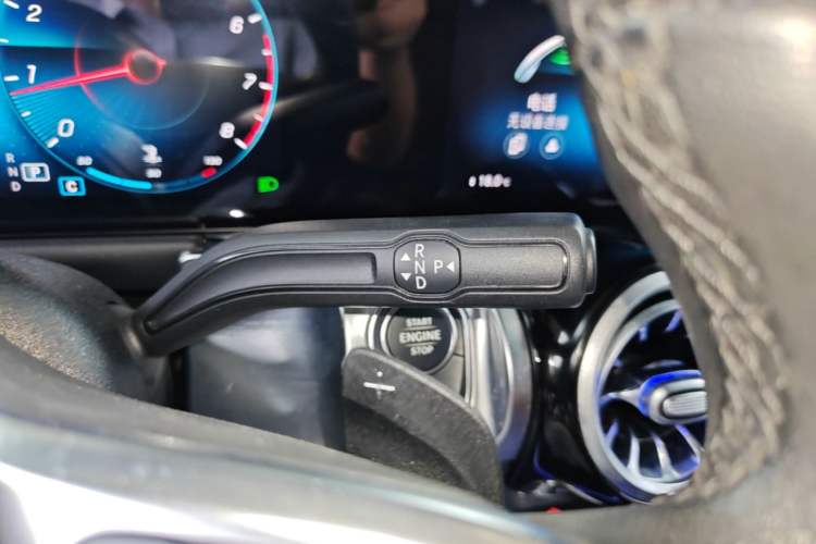 Used Mercedes-Benz GLB 2021 GLB 180 Dynamic Edition Gear Lever