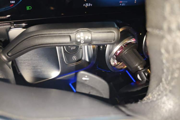 Used Mercedes-Benz GLB 2021 GLB 200 Dynamic Edition Gear Lever