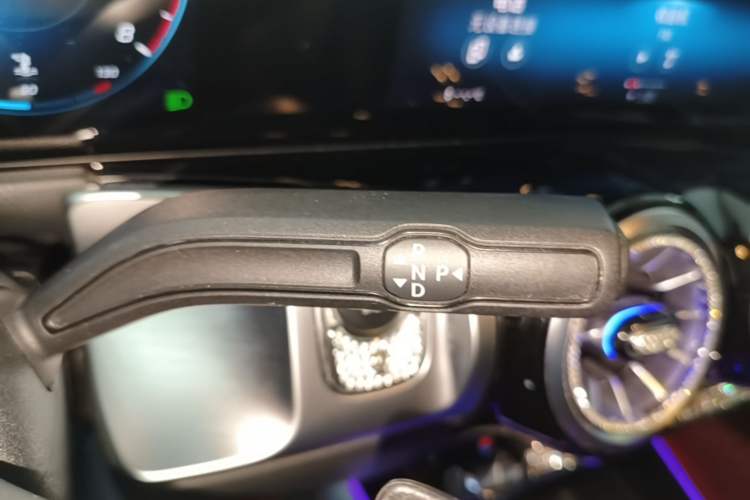 Used Mercedes-Benz GLB 2021 GLB 200 Fashion Model Gear Lever