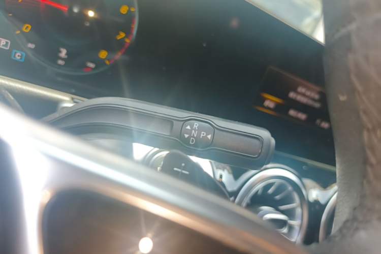 Used Mercedes-Benz GLB 2021 GLB 200 Dynamic Edition Gear Lever