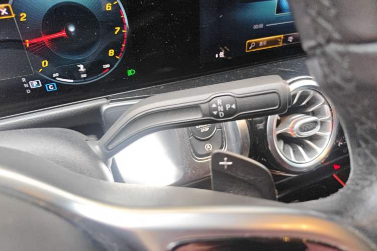 Used Mercedes-Benz GLB 2021 GLB 200 Fashion Model Gear Lever