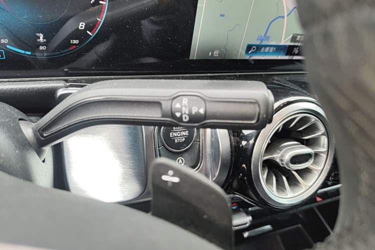 Used Mercedes-Benz GLB 2021 GLB 200 4MATIC Gear Lever