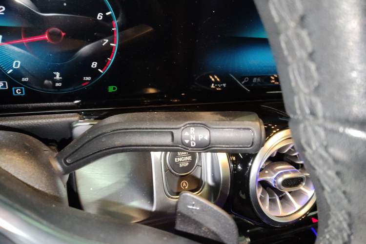 Used Mercedes-Benz GLB 2021 GLB 200 4MATIC Gear Lever