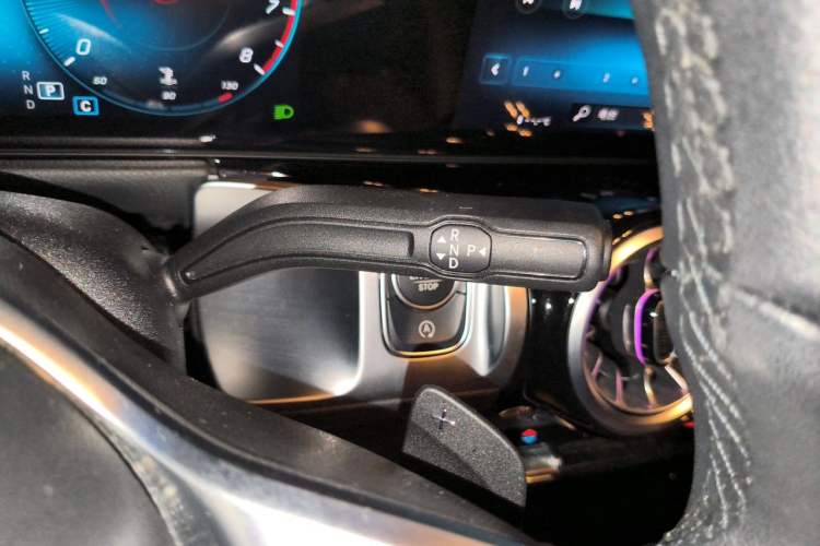 Used Mercedes-Benz GLB 2021 GLB 200 Dynamic Edition Gear Lever