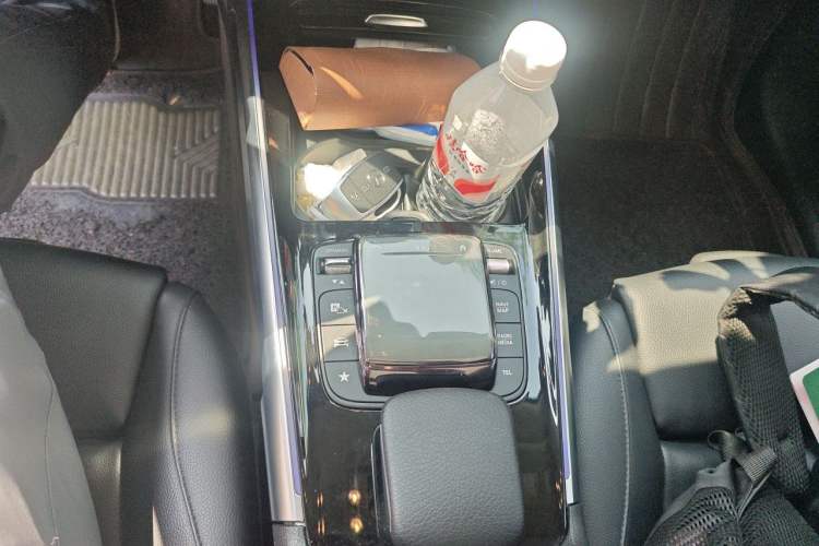 Used Mercedes-Benz GLB 2021 GLB 200 4MATIC Gear Lever