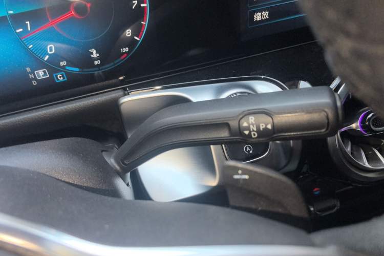 Used Mercedes-Benz GLB 2021 GLB 200 Fashion Model Gear Lever