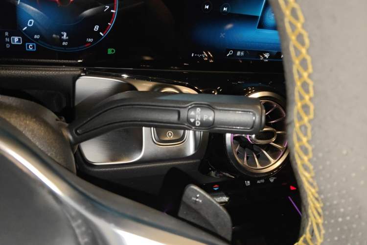 Used Mercedes-Benz GLB 2021 GLB 200 Fashion Model Gear Lever