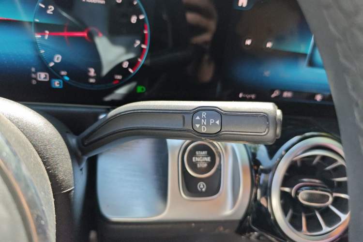 Used Mercedes-Benz GLB 2021 GLB 200 Fashion Model Gear Lever
