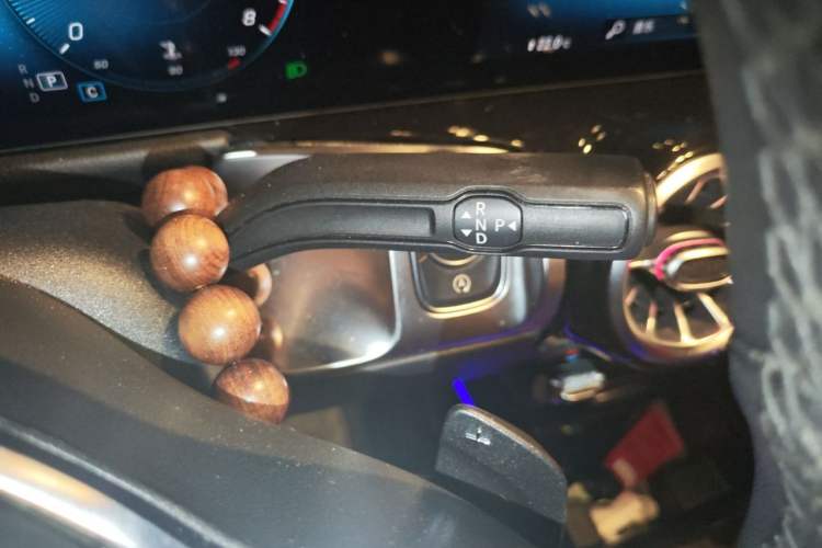 Used Mercedes-Benz GLB 2021 GLB 200 Dynamic Edition Gear Lever