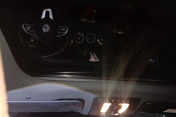 Used Mercedes-Benz GLB 2021 GLB 200 Dynamic Edition Headliner