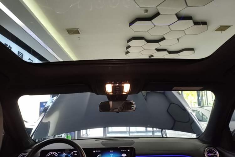 Used Mercedes-Benz GLB 2021 GLB 200 Fashion Model Headliner