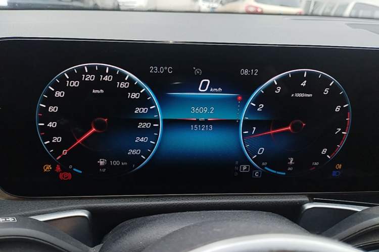 Used Mercedes-Benz GLB 2021 GLB 180 Dynamic Edition Instrument Cluster