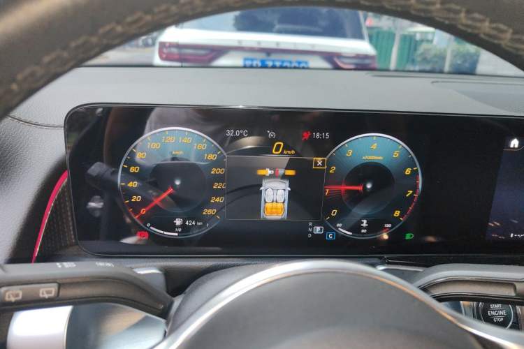 Used Mercedes-Benz GLB 2021 GLB 200 Dynamic Edition Instrument Cluster