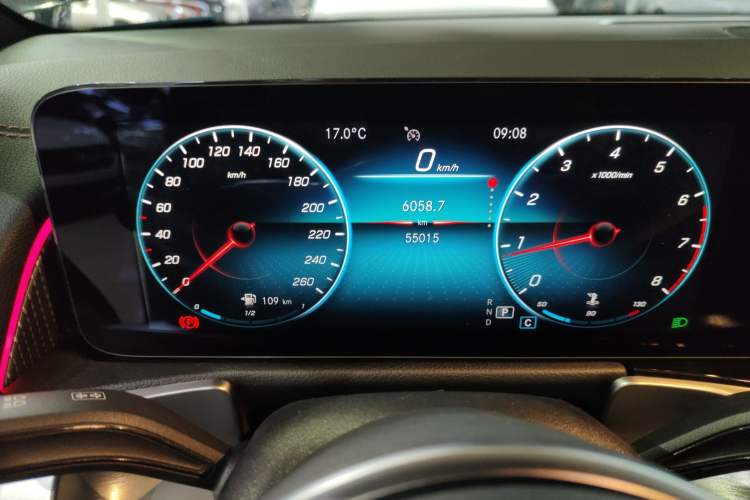Used Mercedes-Benz GLB 2021 GLB 200 Dynamic Edition Instrument Cluster