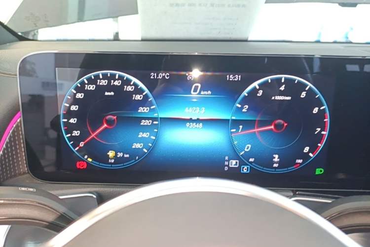 Used Mercedes-Benz GLB 2021 GLB 200 Dynamic Edition Instrument Cluster