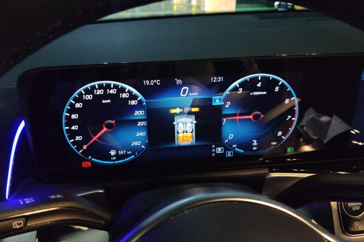 Used Mercedes-Benz GLB 2021 GLB 200 Dynamic Edition Instrument Cluster