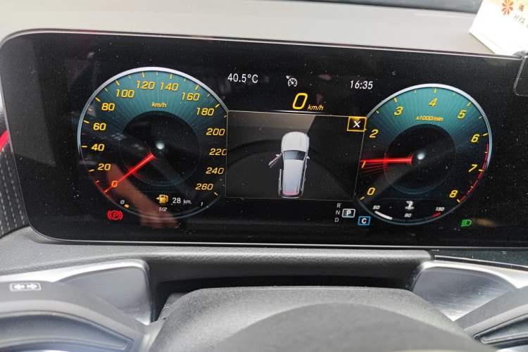 Used Mercedes-Benz GLB 2021 GLB 200 Fashion Model Instrument Cluster