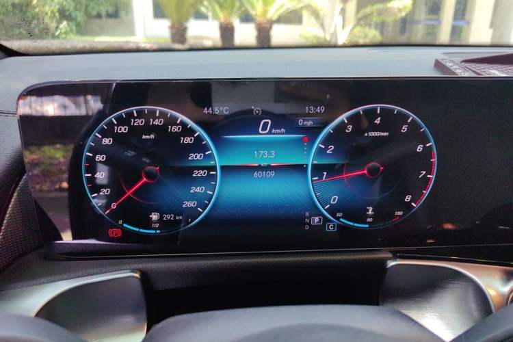 Used Mercedes-Benz GLB 2021 GLB 180 Fashion Model Instrument Cluster