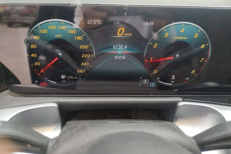 Used Mercedes-Benz GLB 2021 GLB 200 Fashion Model Instrument Cluster
