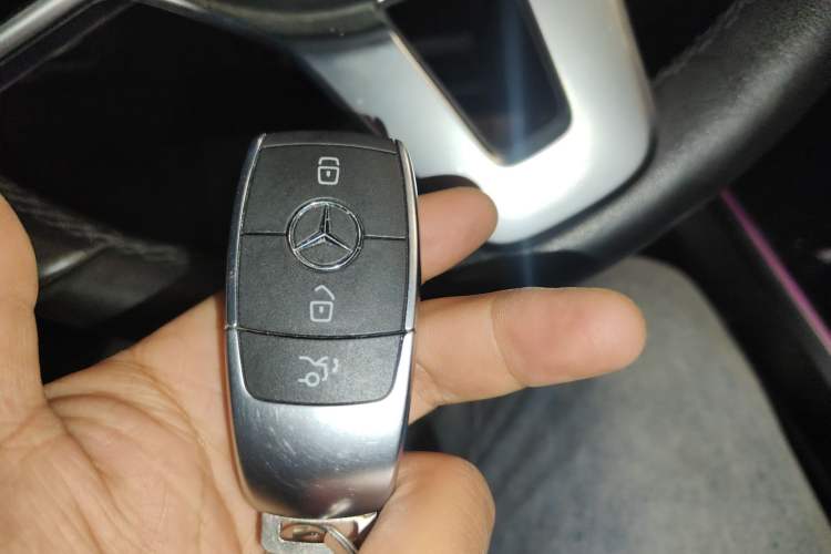 Used Mercedes-Benz GLB 2021 GLB 200 Fashion Model Interior 1
