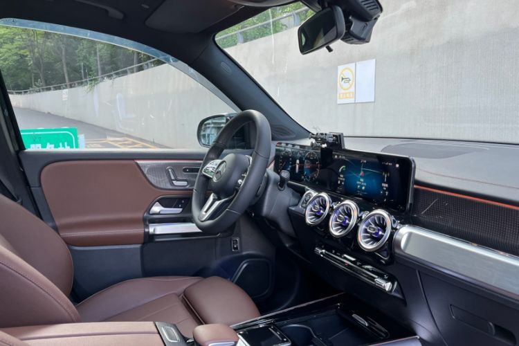 Used Mercedes-Benz GLB 2021 GLB 200 Fashion Model Interior 2
