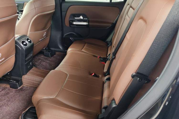 Used Mercedes-Benz GLB 2021 GLB 180 Dynamic Edition Interior 4