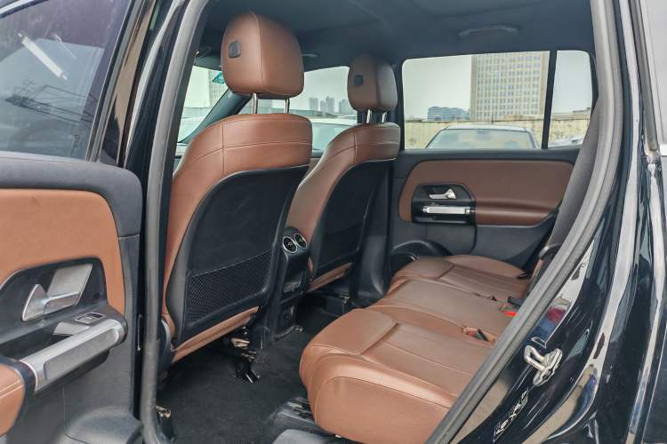 Used Mercedes-Benz GLB 2021 GLB 180 Dynamic Edition Interior 4